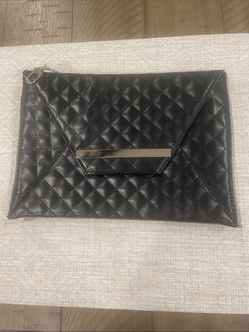 Quilted Envelope Clutch - Black